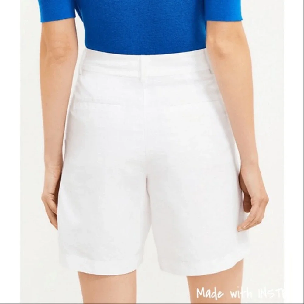 Loft Petite Bermuda Shorts‎ in Linen Blend White 00P